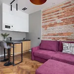 Studio Apartment - Dietla 21 Street