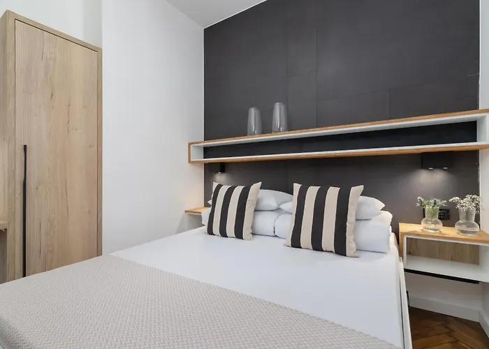 Studio Apartment - Dietla 21 Street